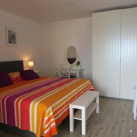 Apartment Nava *