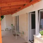 شقة Nava *