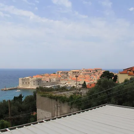 Nava * Dubrovnik